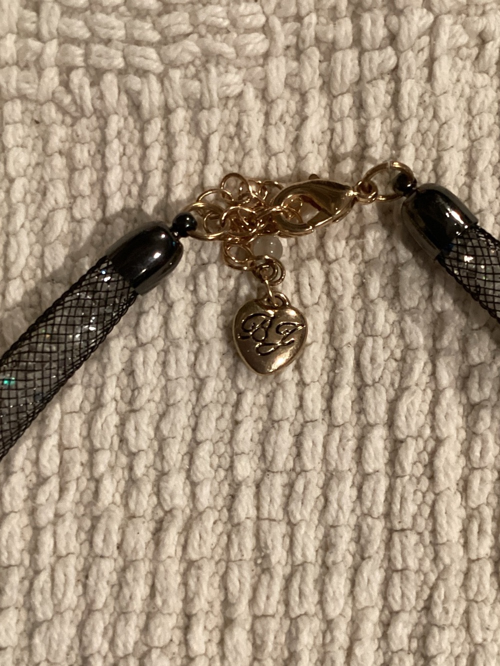 Betsey Johnson Black Glitter Bow Necklace - Picture 2 of 2